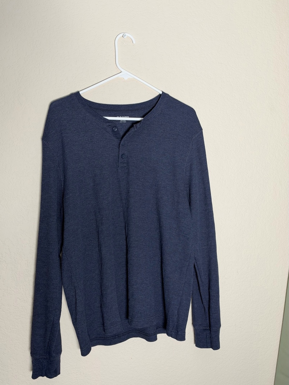 Old Navy Men's Navy Crewneck Henley Sweater